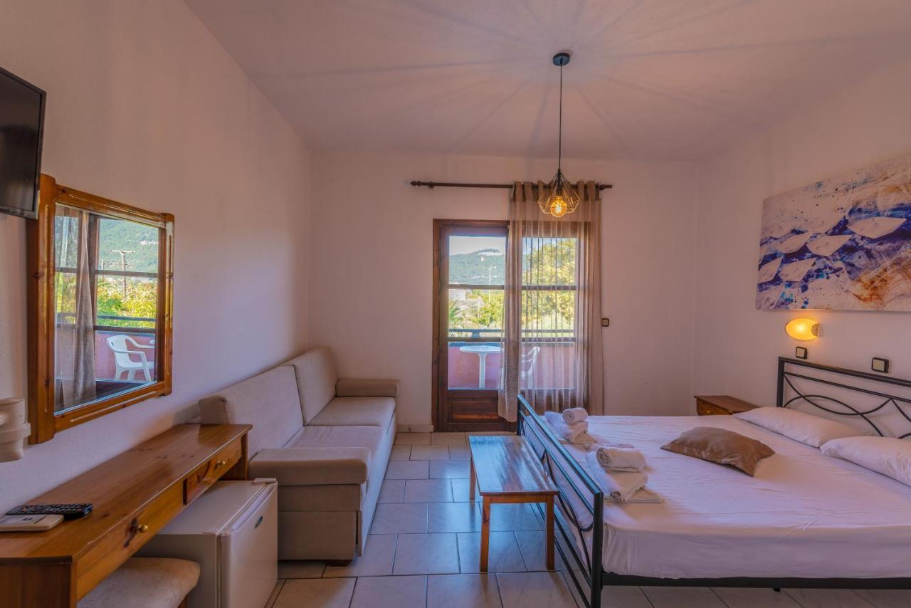 Natasa Hotel Skala Potamia  Buitenkant foto